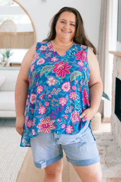 Proud Poppy Clothing Dannie Top in Paisley Floral PaisleyFloral Hot
