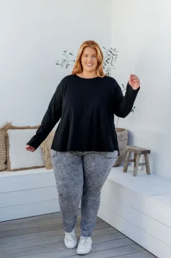 Proud Poppy Clothing Kendall Long Sleeve Basic Top in Black New