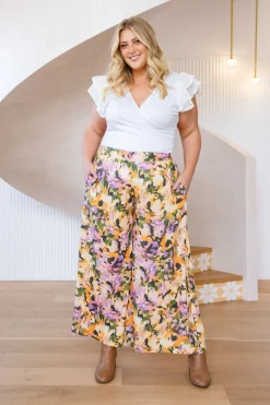 Proud Poppy Clothing Larsa Linen Blend Pants in Mirage Fashion