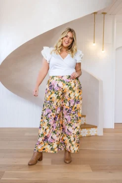 Proud Poppy Clothing Larsa Linen Blend Pants in Mirage Fashion