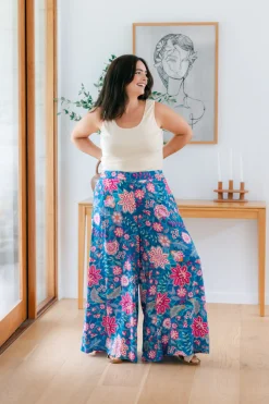 Proud Poppy Clothing Larsa Pants in Paisley Floral PaisleyFloral Hot