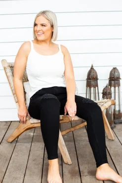 Proud Poppy Clothing Ledger Jeans Fashion