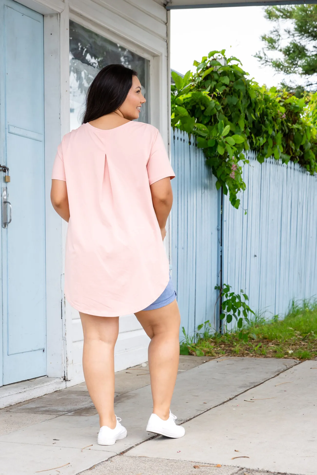 Proud Poppy Clothing Macey Hi-Low T-Shirt in Blush Pink BlushPink Outlet