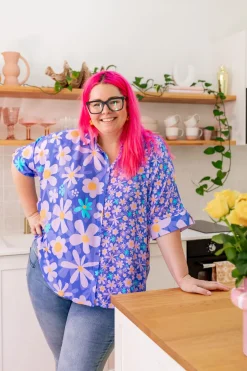Proud Poppy Clothing Tammin Shirt in Lilac Daisies Online