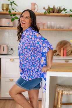 Proud Poppy Clothing Tammin Shirt in Lilac Daisies Online